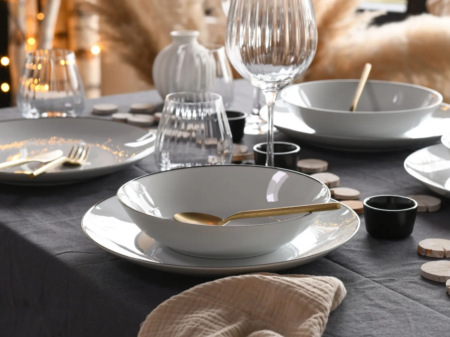Luna - Tellerset 18-tlg, Luna Black Line - Tellerset 18-tlg - Weiss