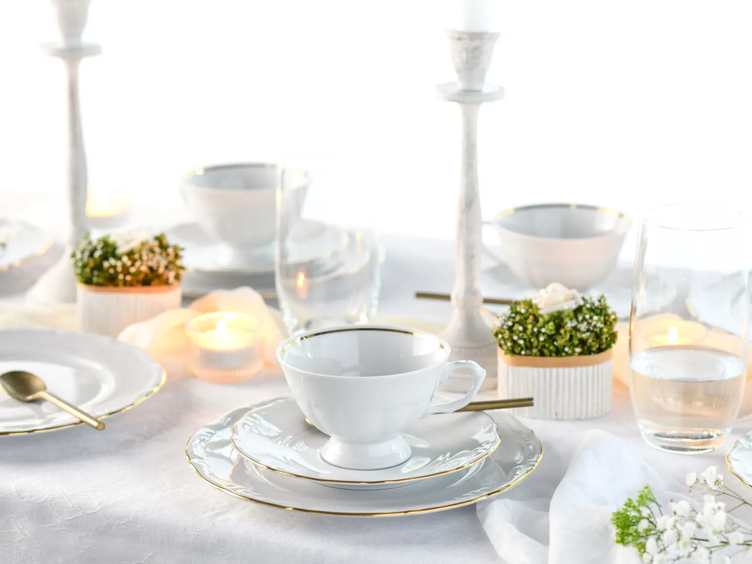 Maria Theresia - Kaffeeservice 18-tlg - gold