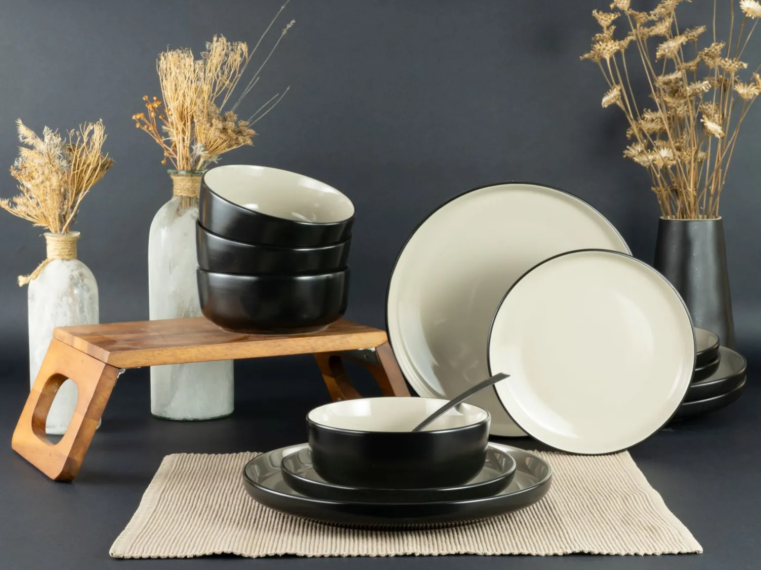 Nordic - Tellerset 12-tlg - Cool Black